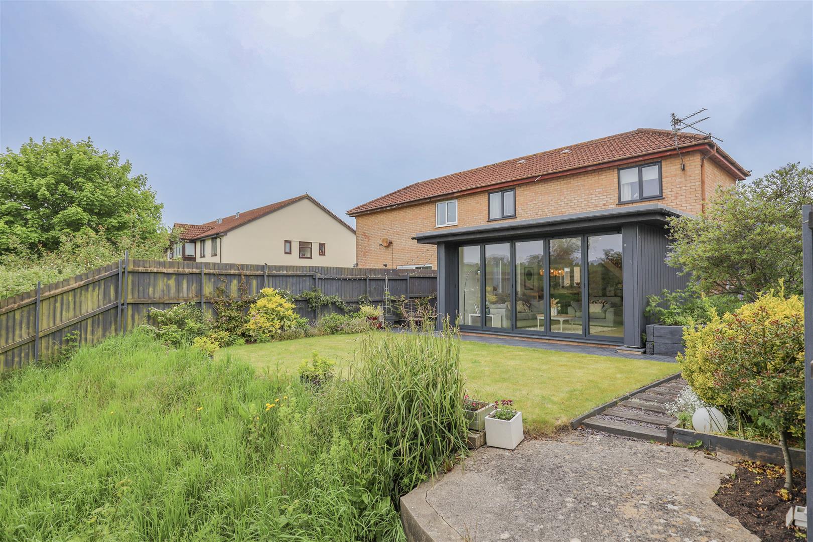 33 Shakespeare Drive, Llantwit Major, Vale Of Glamorgan, CF61 1WW